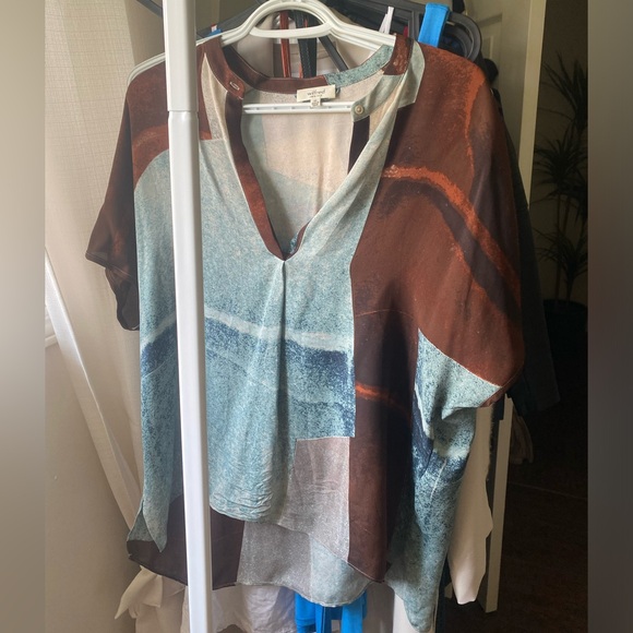 Wilfred silk top xs (oversized fit) - Picture 3 of 5